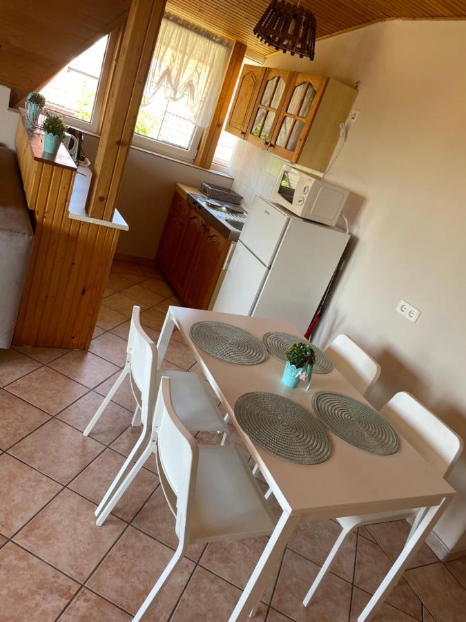 Esther Apartman Gyenesdiás Esterno foto